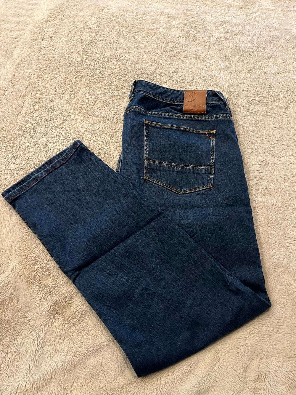 Tommy Bahama Men's Jeans Size 40x30 Straight Leg Denim Pants